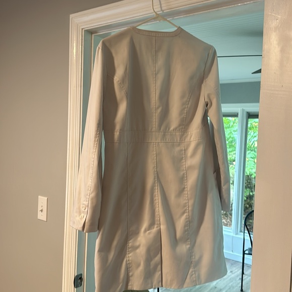 FIGS Aurora Lab Coat - Picture 7 of 14